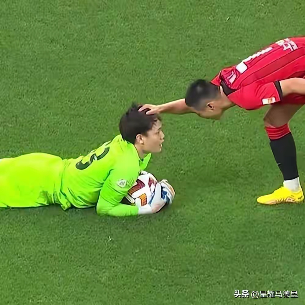 不容小觑的对手，将在球场上争夺胜利