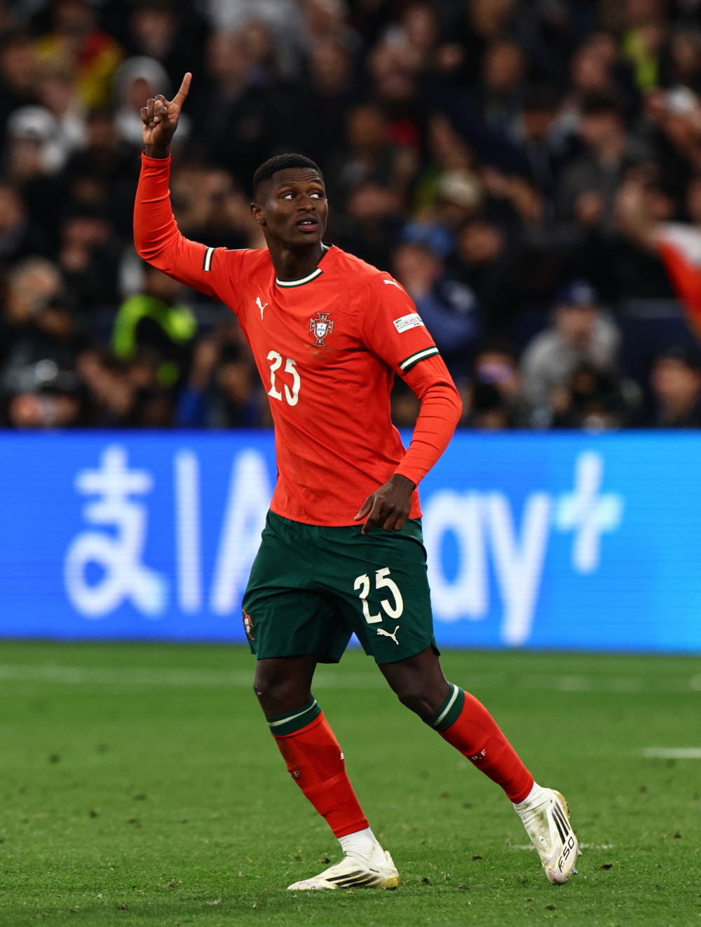 欧国联比赛即将落幕,球队冲击冠军之路 欧国联比赛即将落幕,球队冲击冠军之路