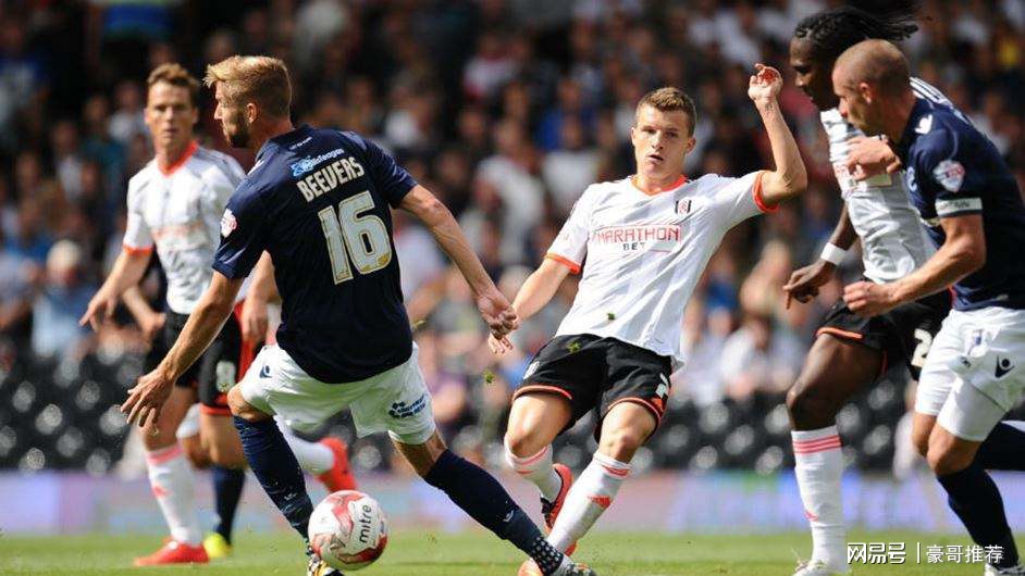 关于米尔沃尔主场苦战,未能斩获三分的信息 关于米尔沃尔主场苦战,未能斩获三分的信息