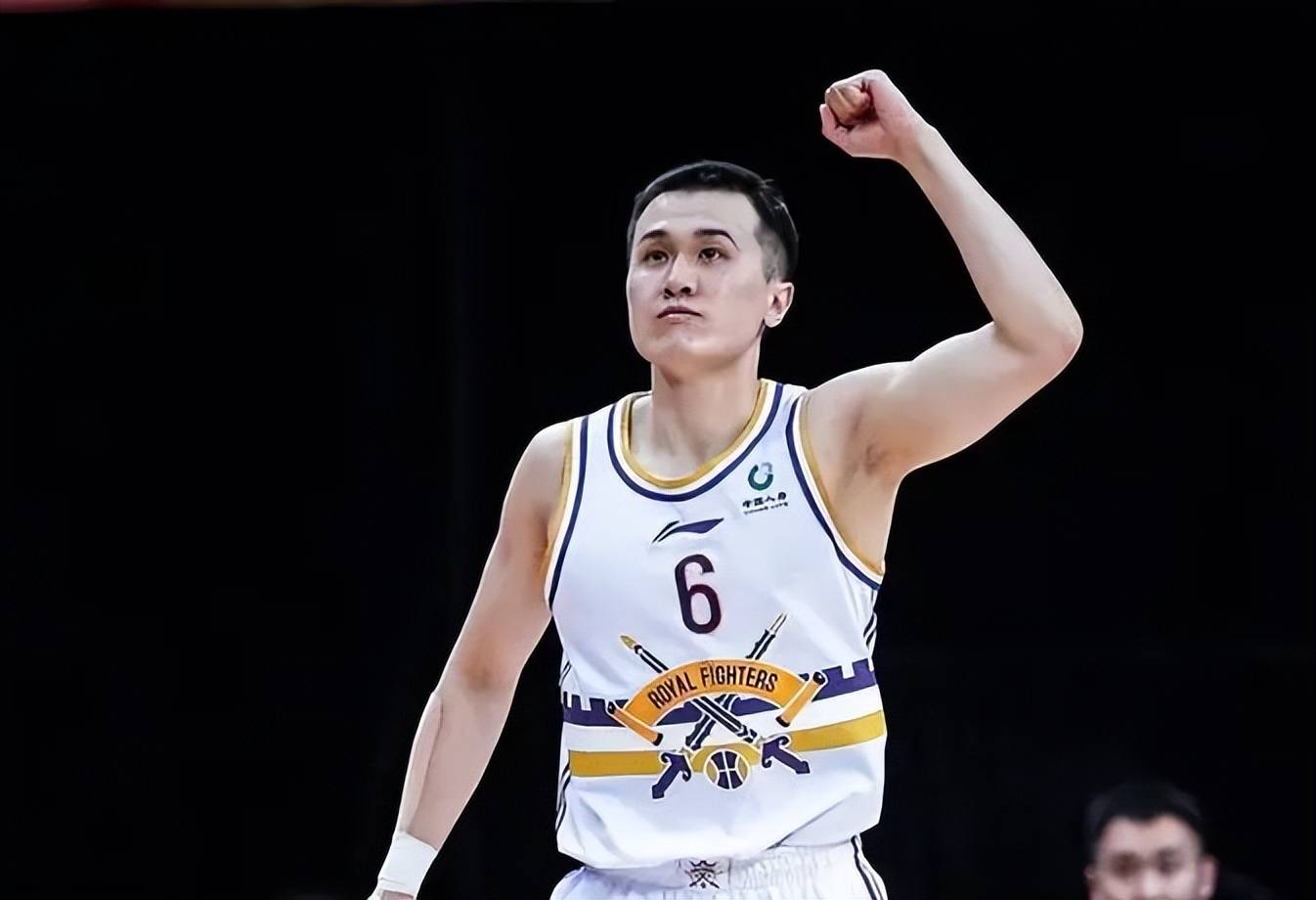 篮球名将代表国家队取得辉煌战绩的简单介绍 篮球名将代表国家队取得辉煌战绩的简单介绍