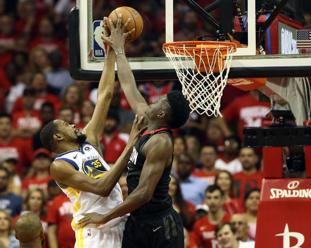 快船鏖战山东队，保罗关键制胜的简单介绍