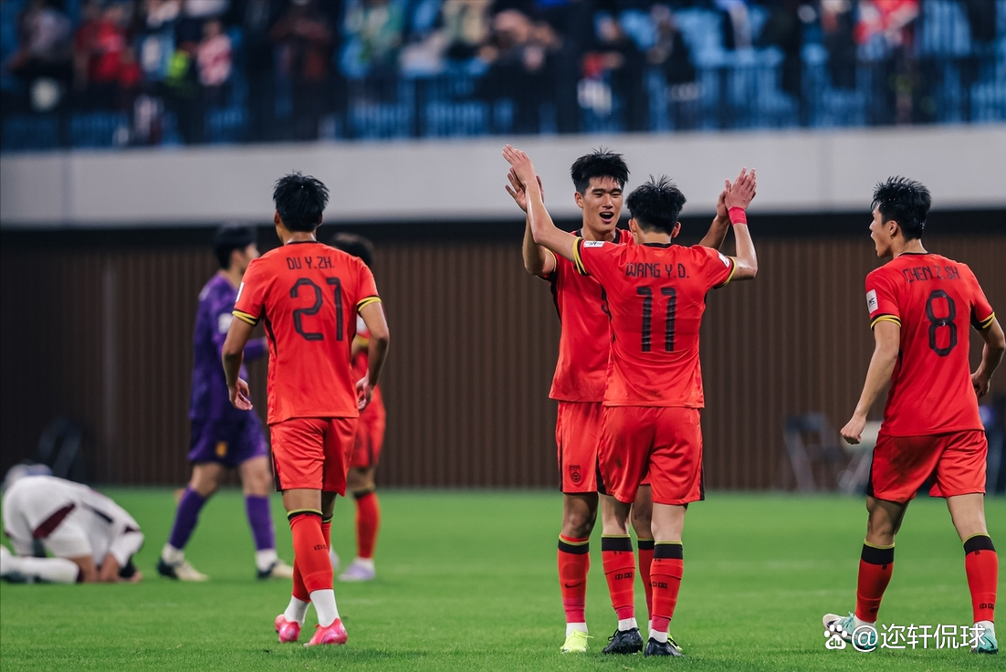 中国足球联赛备受瞩目,球员实力逐渐崭露头角的简单介绍 中国足球联赛备受瞩目,球员实力逐渐崭露头角的简单介绍