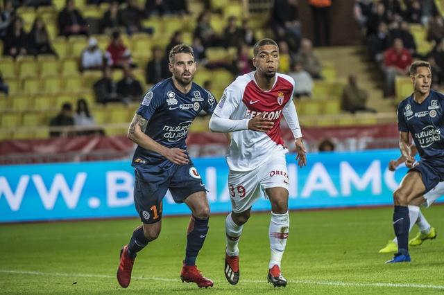 爱游戏下载-包含雷恩小胜蒙彼利埃，法国联赛战况白热化的词条