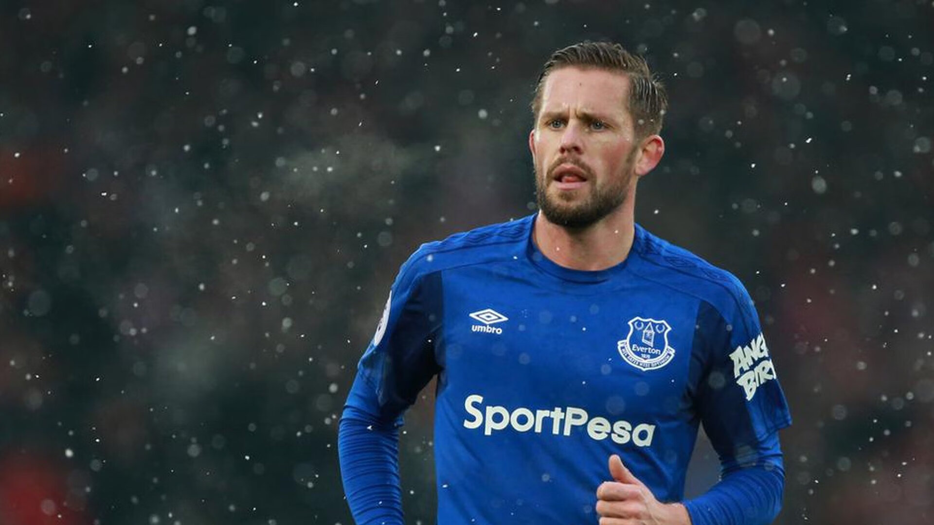 若日尼奥点射爆发,冰岛奇迹再现!塞维利亚终场前遭绝杀