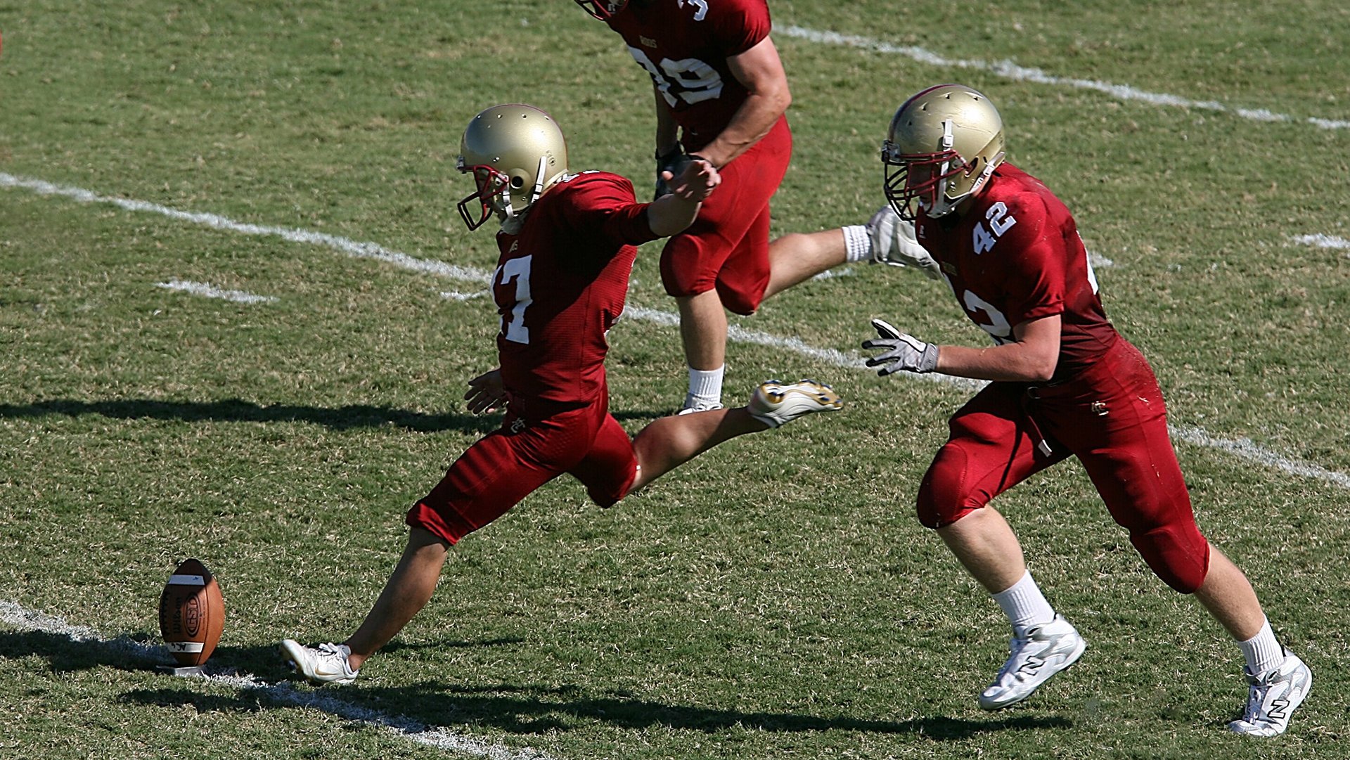 塞内加尔力克沙特，阿坎吉的关键先生时刻如何定义非洲足球新纪元