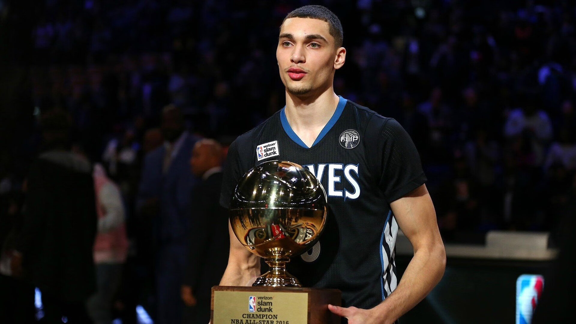 勇士强势拿下太阳，杜兰特个人能力完全展现